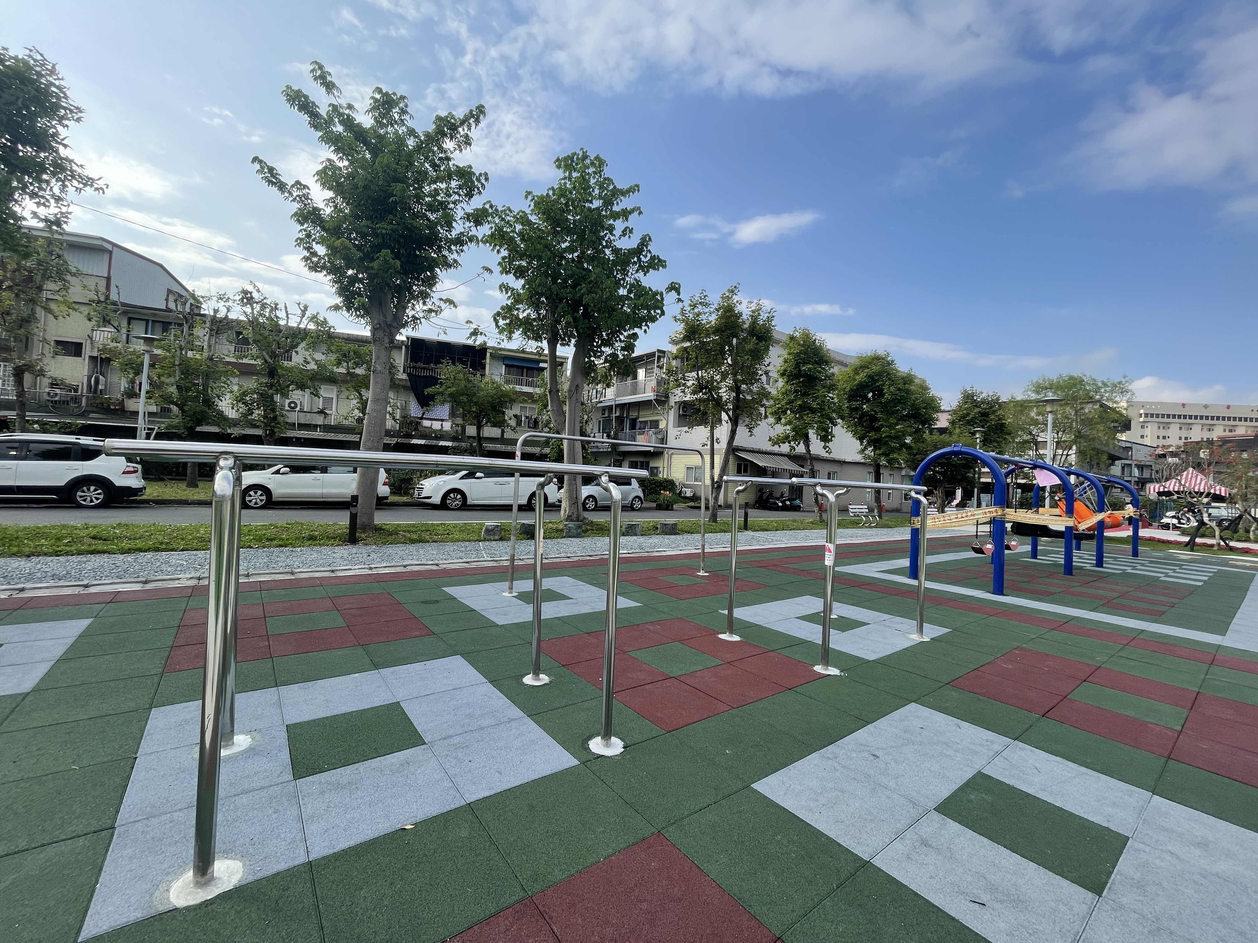 羅東鎮九號公園全齡共融式遊戲場開幕啟用